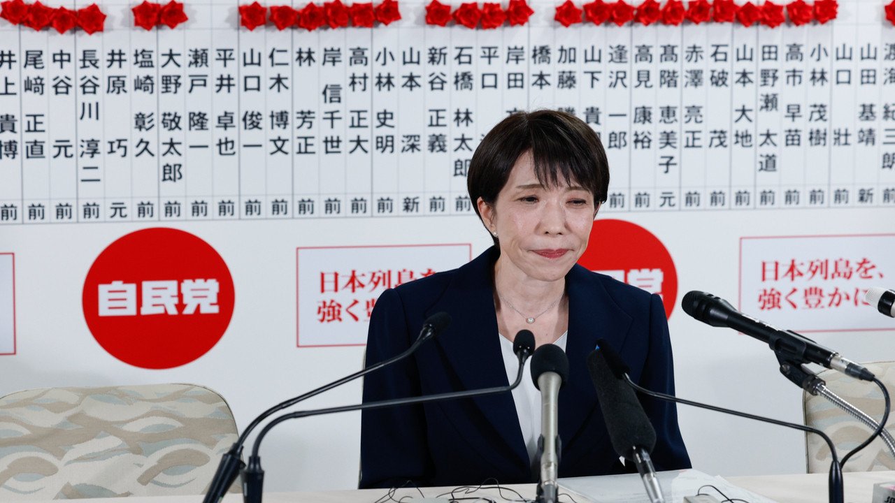 Japonya'da erken seçim: Takaiçi'den tarihi zafer