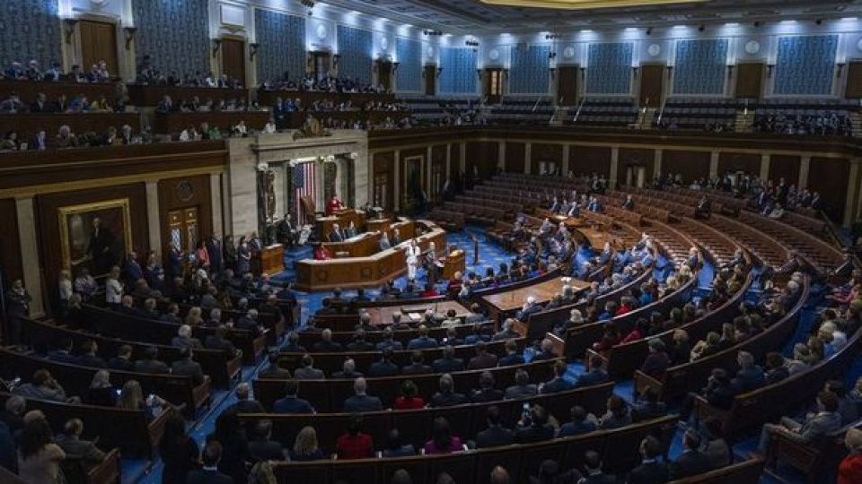 ABD Temsilciler Meclisi, Trump’ın Kanada tarifelerine karşı tasarıyı kabul etti haber görseli