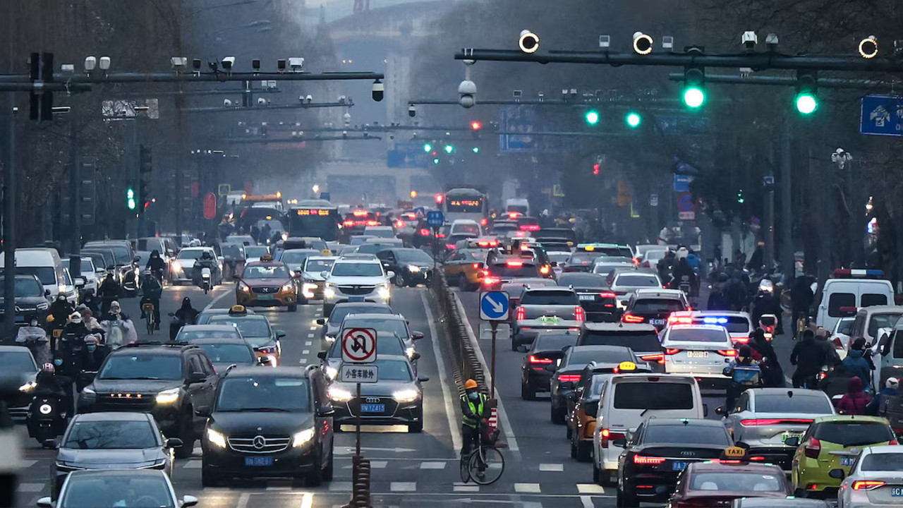 Çin’den otomotivde 'zararına satış' yasağı haber görseli