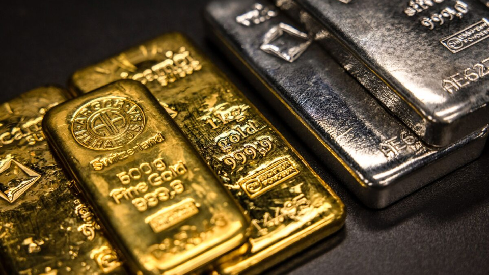 Altın ve gümüş fiyatlarında sert düşüş haber görseli