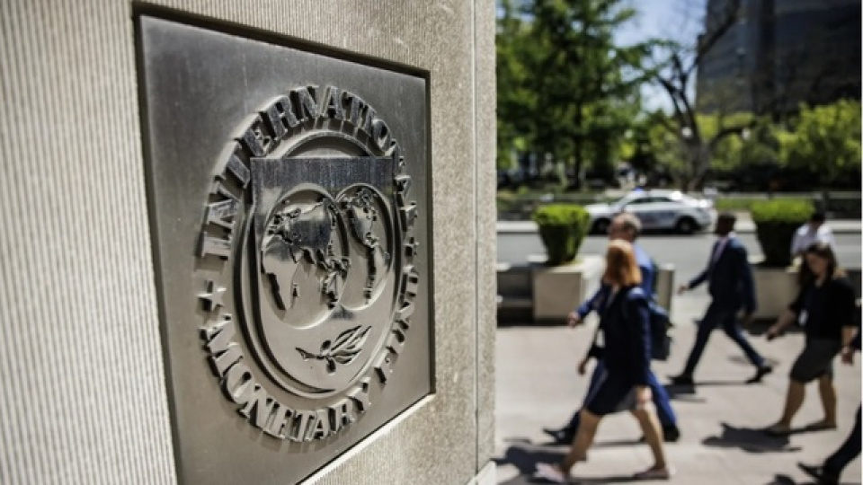 IMF: Türkiye'nin dezenflasyon programı başarılar gösterdi haber görseli