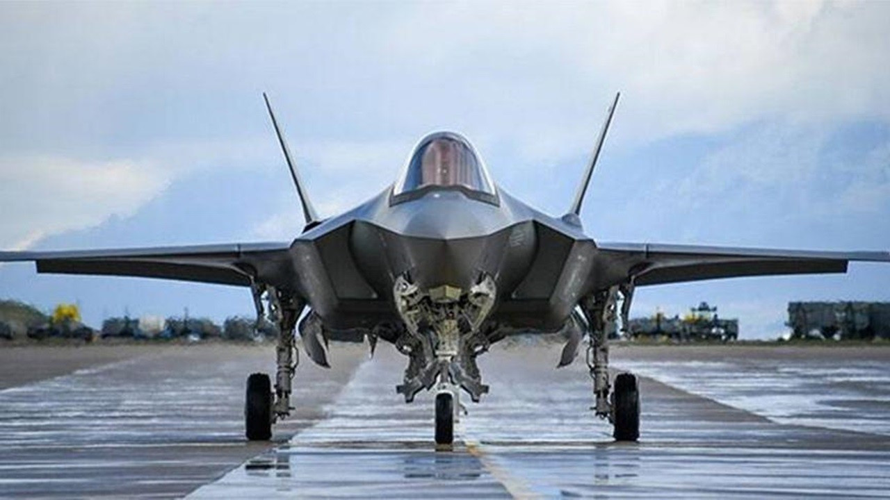 Hollandalı Bakan Tuinman: F-35’lerin yazılımını iPhone gibi kırabilirsiniz haber görseli