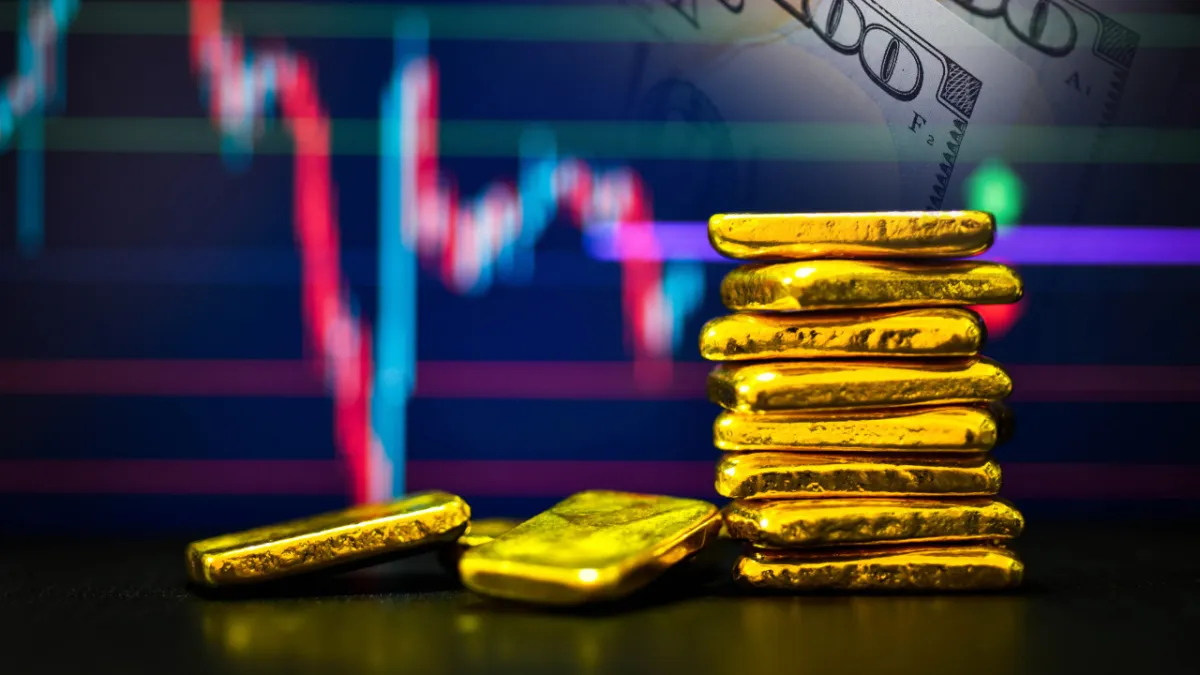 Piyasalarda askeri gerilim fiyatlaması: Altın ve petrol yükseldi, bitcoin düştü haber görseli