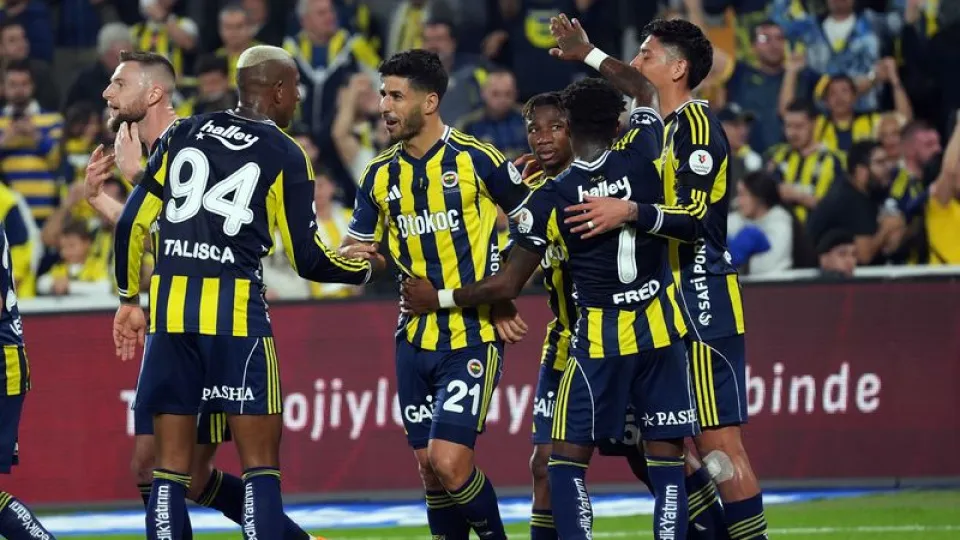THY, Fenerbahçe'ye sponsor oldu haber görseli