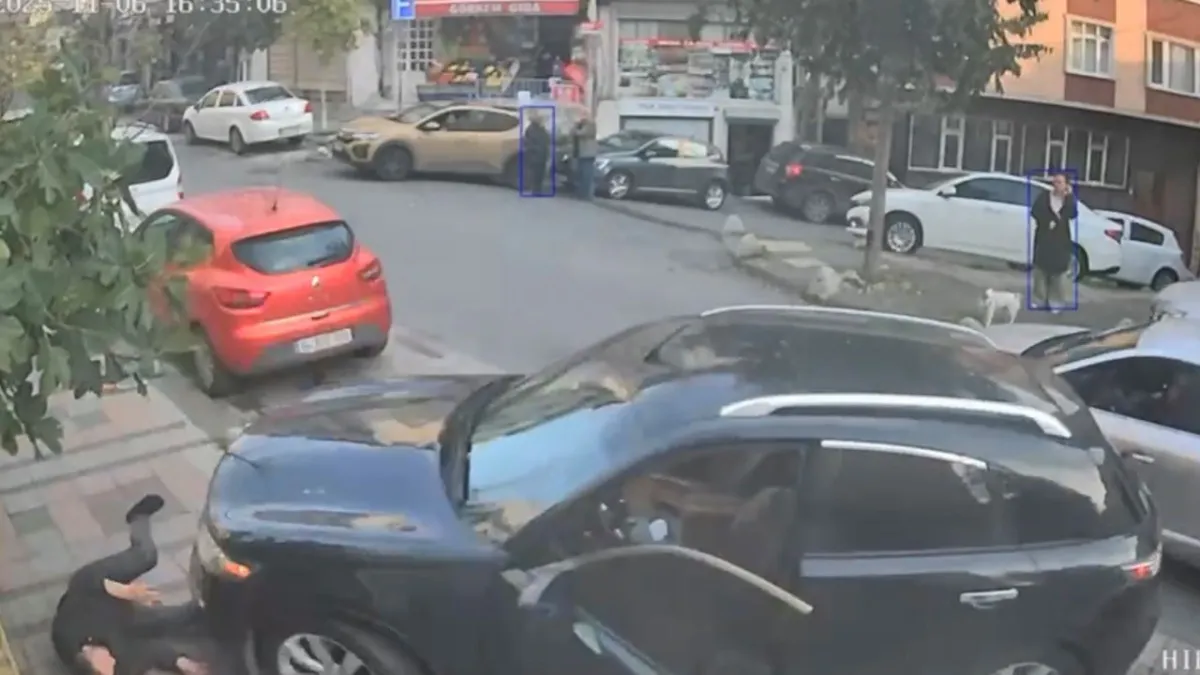 Kağıthane’de film gibi kaza: Kendi otomobilinin altında kaldı haber görseli