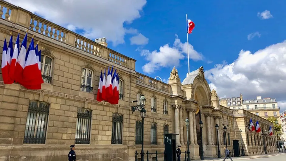 Macron'dan maliye bakanı ataması haber görseli