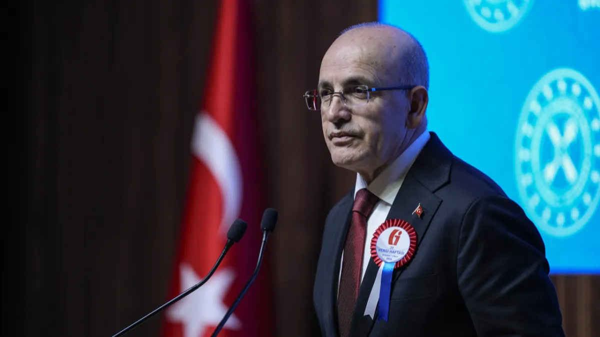 Şimşek: Dolaylı vergilerin payını yüzde 66’dan yüzde 62’ye indirdik haber görseli