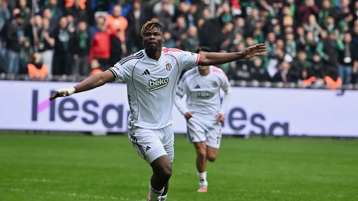 Beşiktaş, ligde yenilmezlik serisini 13 maça çıkardı haber görseli