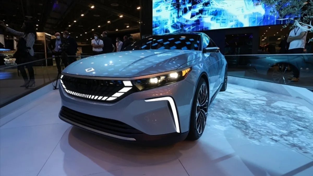 Togg'dan fiyat hamlesi: Yeni model neredeyse yarı fiyatına satılacak, ticari model yolda haber görseli