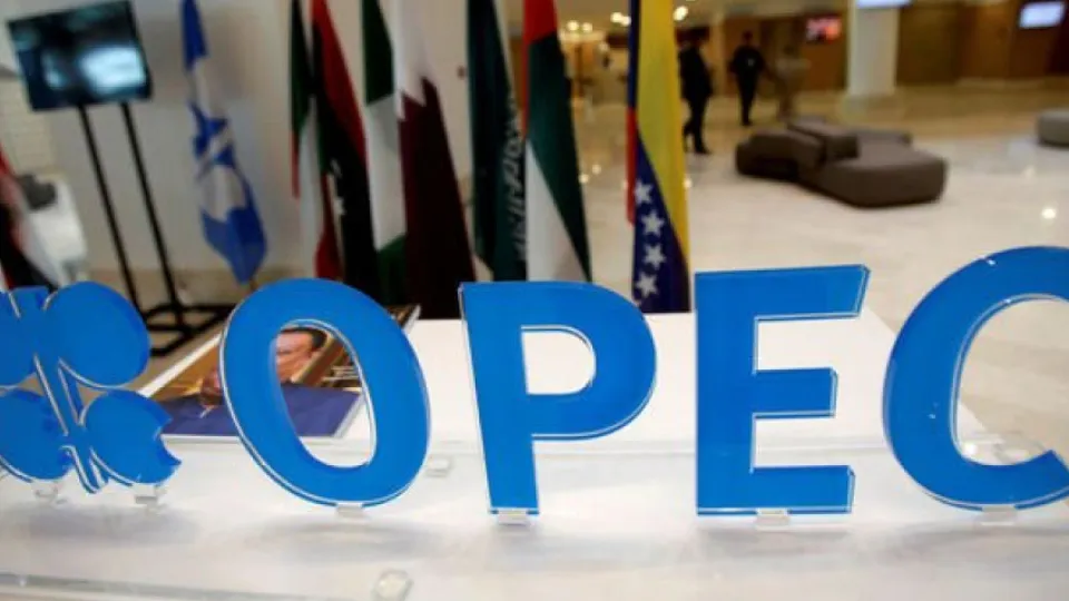 Saldırılar sonrası OPEC+ petrol üretimi artışı için düğmeye bastı haber görseli