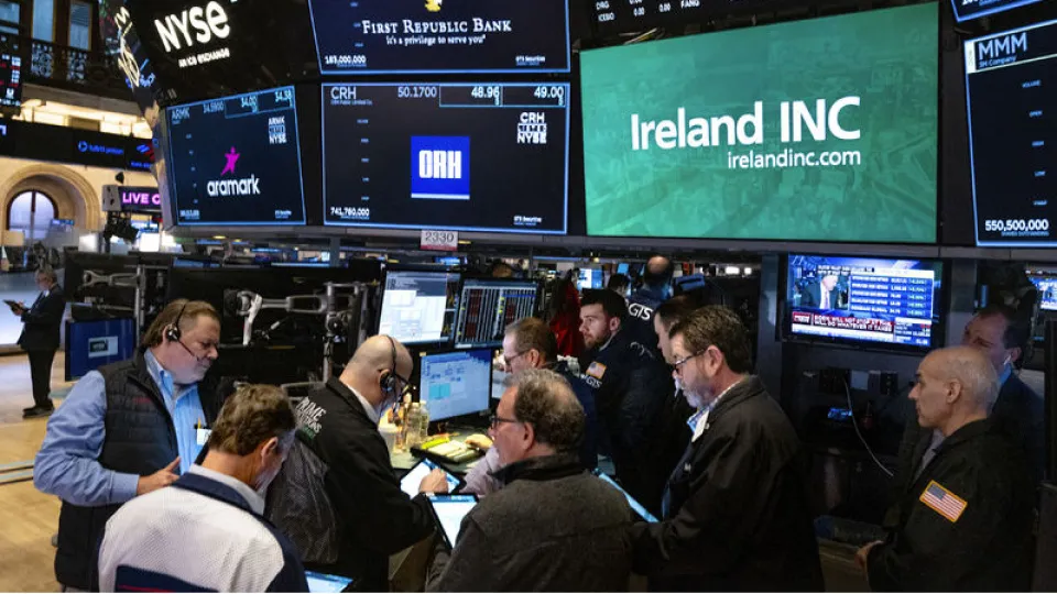 Küresel piyasalarda petrol endişeleri bitmiyor haber görseli