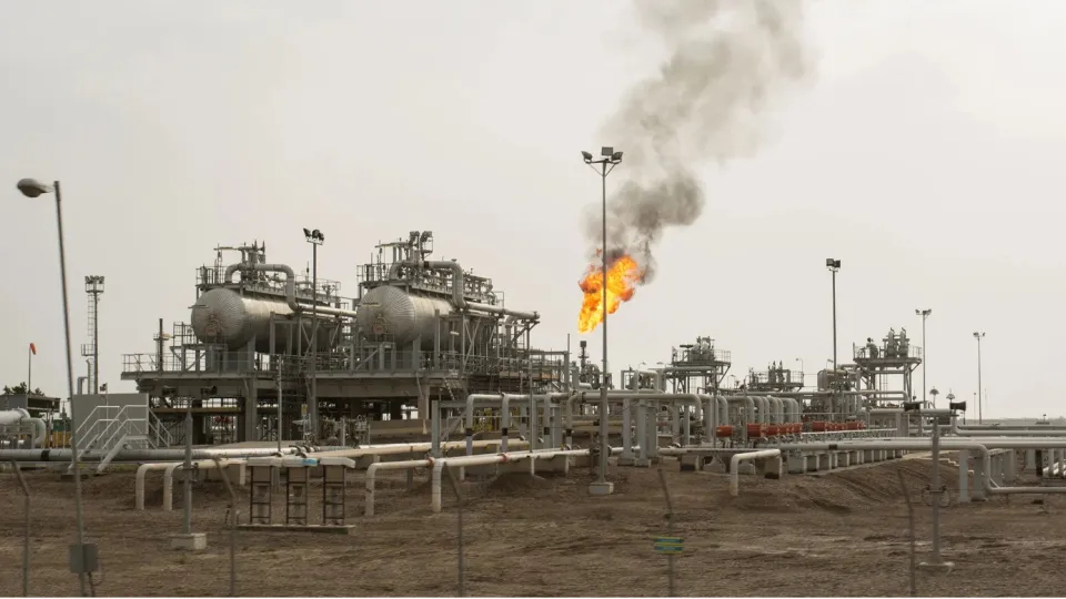 Hürmüz'ün kapanmasıyla Irak petrolünde yeni rota Türkiye haber görseli