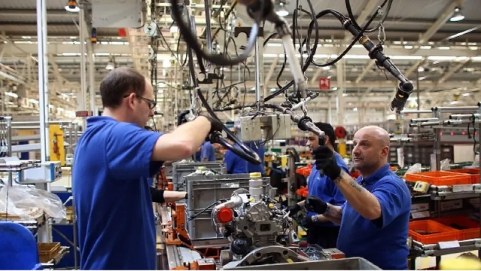 ABD'de fabrika siparişleri beklentilere paralel arttı