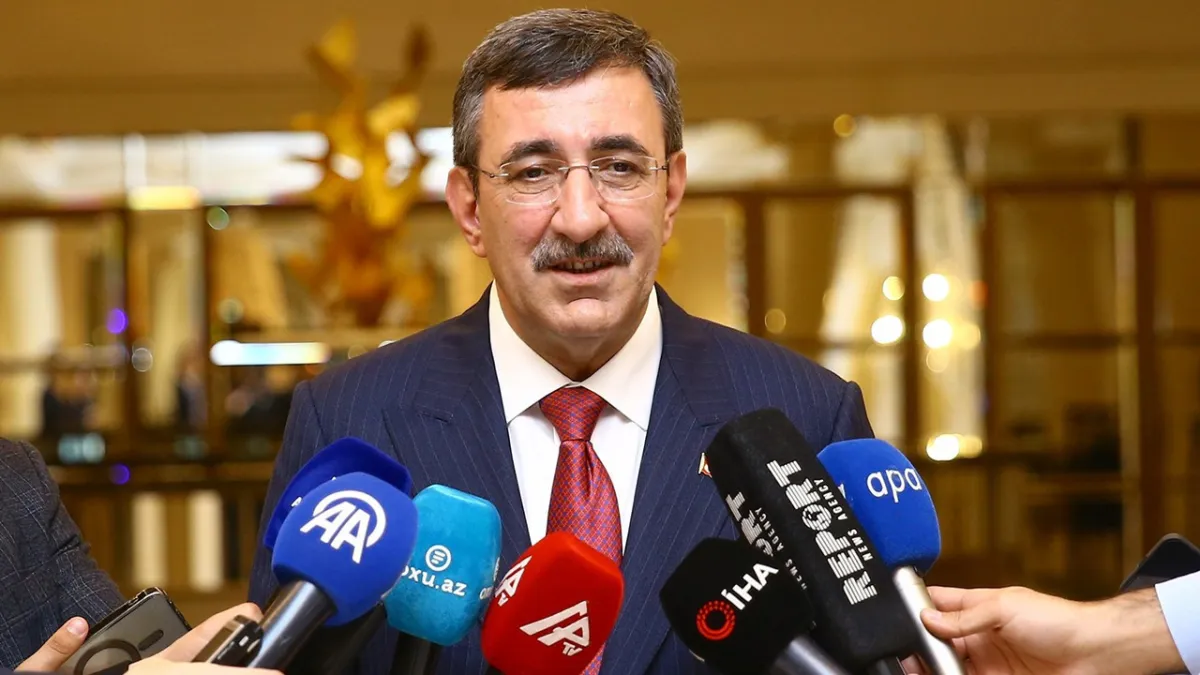 Yılmaz’dan Bakü’de Türk dünyası vurgusu: Ekonomik entegrasyonu güçlendireceğiz