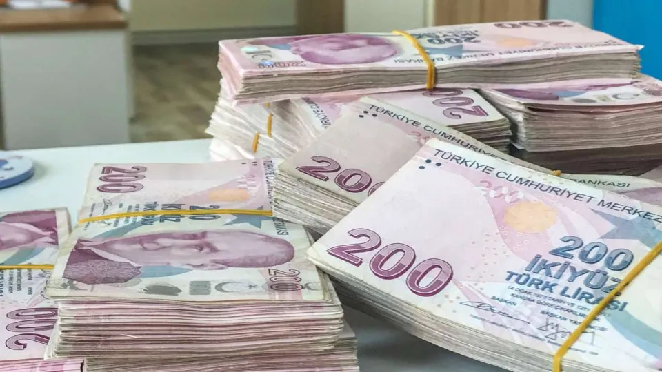 “Bütçe açığının GSYİH'nın yüzde 4-5'ine yükselmesi kaçınılmaz”