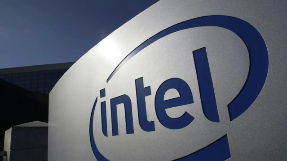 Intel, Elon Musk'ın Terafab çip projesine katılıyor