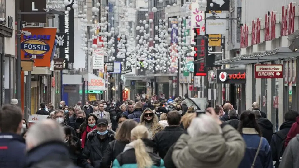 Almanya'da tüketici fiyatları yüzde 2,7 arttı haber görseli