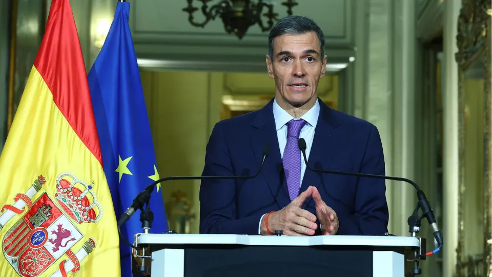 İspanya Başbakanı Sanchez: Lübnan'ın yeni Gazze olmasına izin vermeyelim haber görseli
