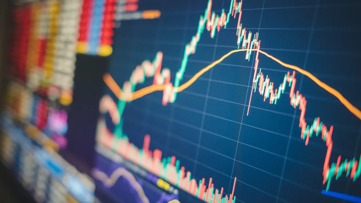 Hangi hisseler öne çıktı? Borsada haftanın en çok yükselen ve düşenleri haber görseli