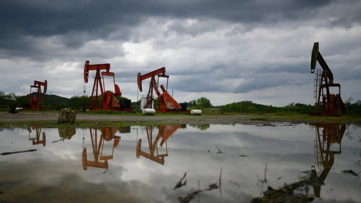 Enerjide savaş rallisi: Petrol ve gaz devleri kar patlaması yaşıyor haber görseli