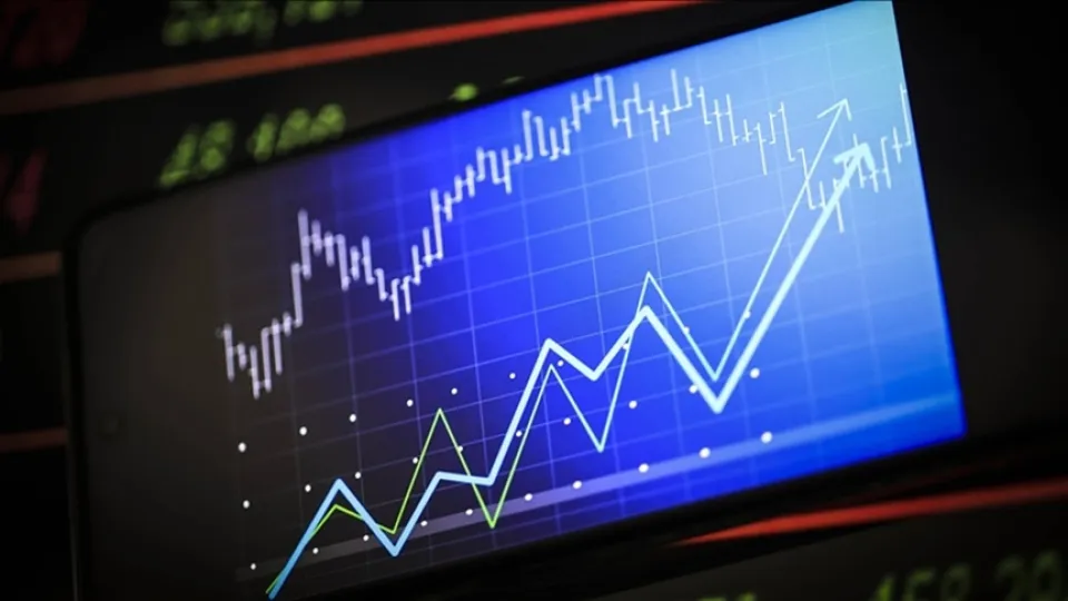 Piyasa, Merkez'den pas geçmesini bekliyor