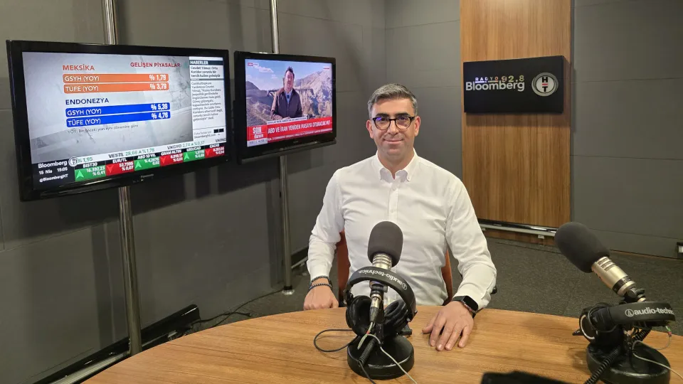 Ekonomi Muhabirleri Derneği'nden Bloomberg HT'ye ödül haber görseli