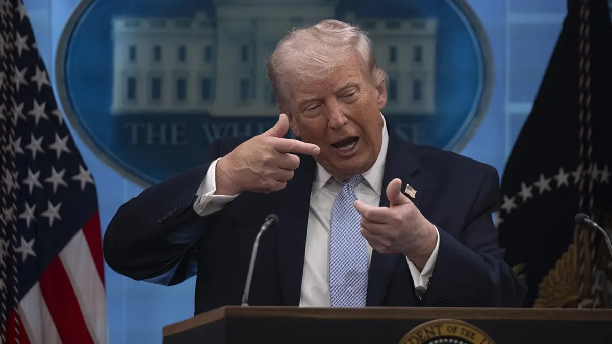 Trump: İran yer altındaki nükleer maddeleri bize teslim etmeyi kabul etti