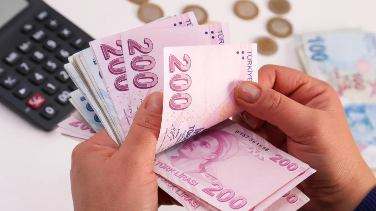 Memur ve emeklinin gözü enflasyonda: Zam hesabında son durum
