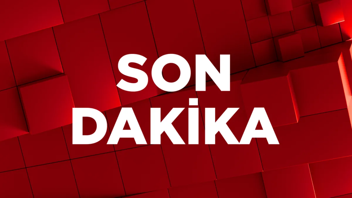 İran basını: Hürmüz'de ABD gemisine füze isabet etti