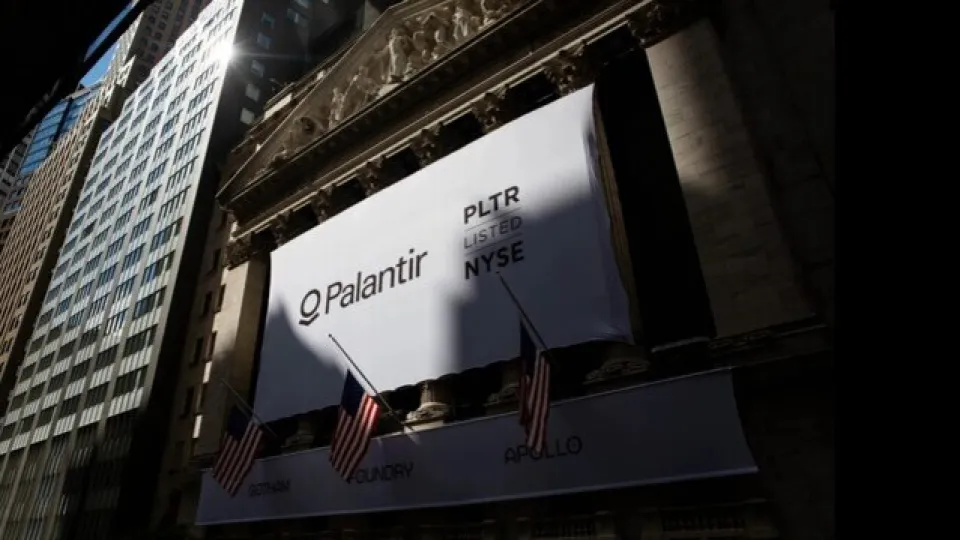 Palantir’in gelir ve kârı beklentileri aştı