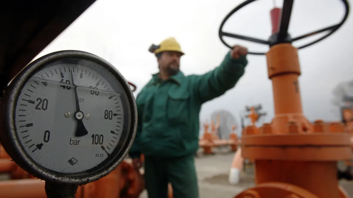 Doğalgaz fiyatlarında anlaşma umudu: Çift haneli düşüş görüldü