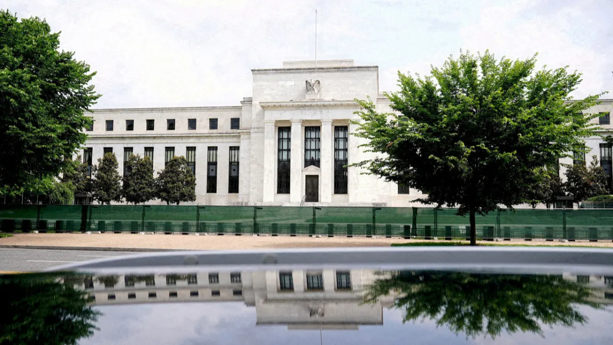 Fed'den çarpıcı rapor: Jeopolitik riskler ve petrol şoku endişesi ilk sırada