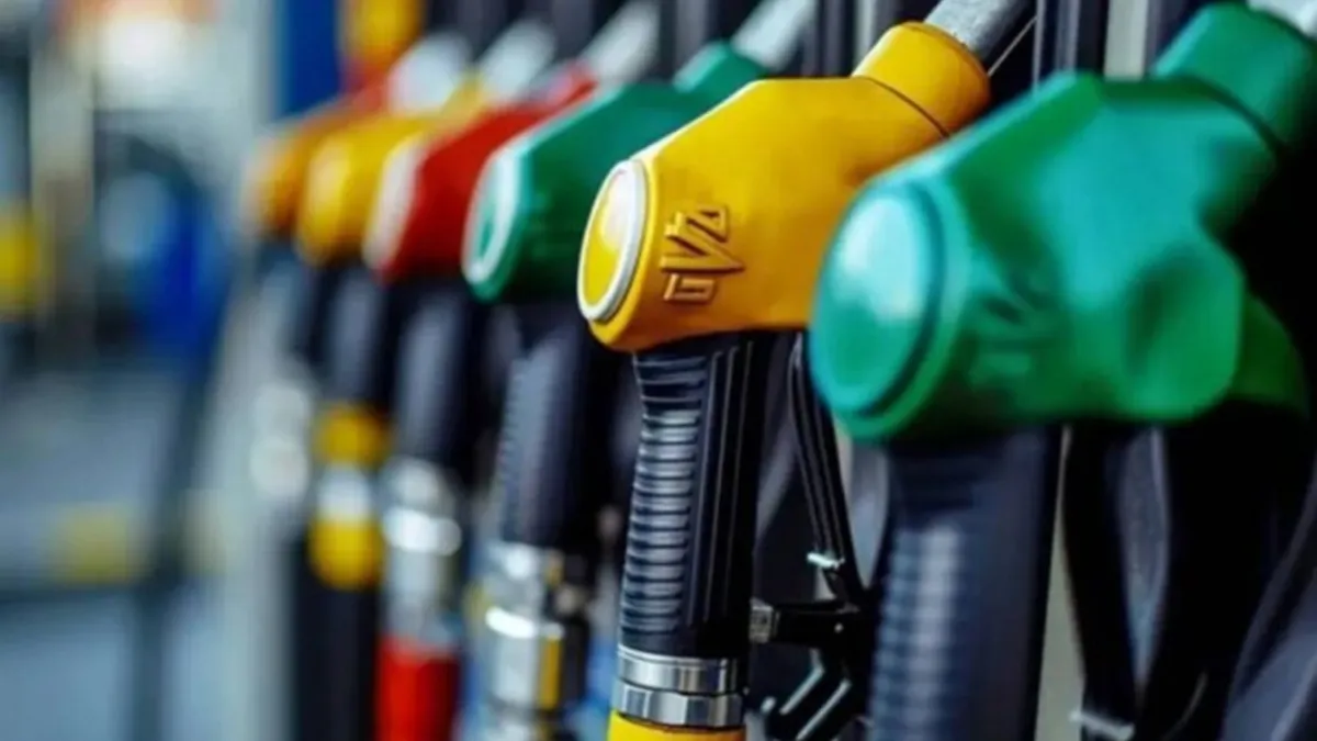 Akaryakıt fiyatlarında son durum! Benzin, motorin ve LPG'ye zam, indirim var mı? (10 Mayıs 2026)