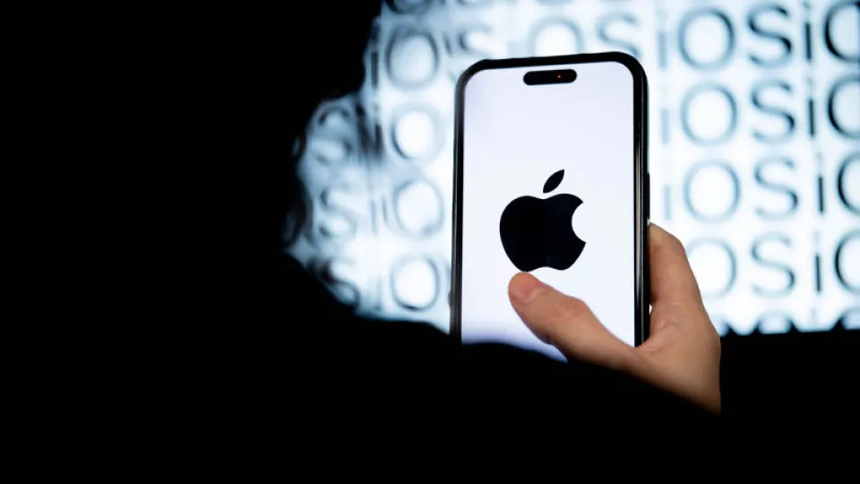 Apple’ın Siri güncellemesi, sohbetleri otomatik silmeyi test ediyor