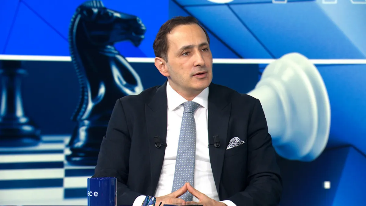 Borsada sert satış, kurda sakin seyir haber görseli