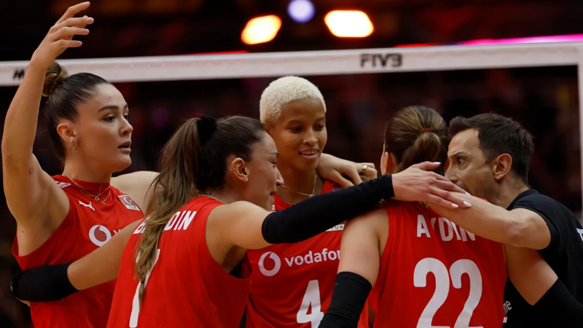 A Milli Kadın Voleybol Takımı, İtalya'ya 3-1 mağlup oldu