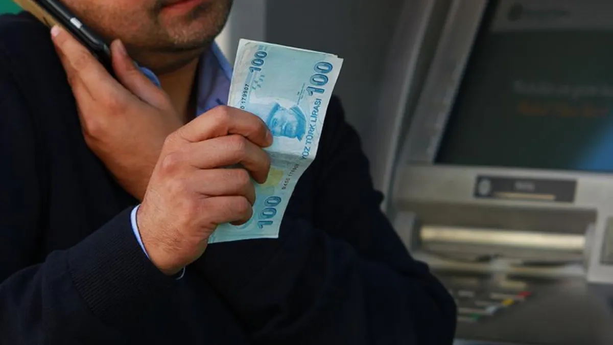 25 Mayıs Pazartesi (yarın) bankalar açık mı? Halkbank, Vakıfbank, Ziraat Bankası açık mı, kapalı mı?