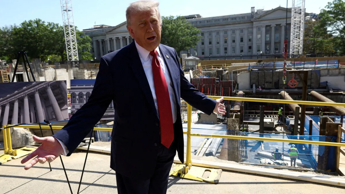 Daha piyasaya çıkamadı bile... Trump Mobile ev adresine kadar verileri sızdırdı