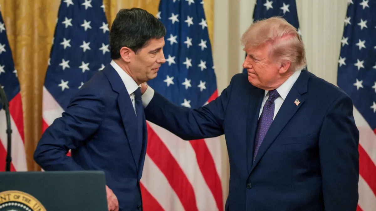 Trump ve Warsh'un kaderi artık birbirine bağlı: İyi günde de kötü günde de!