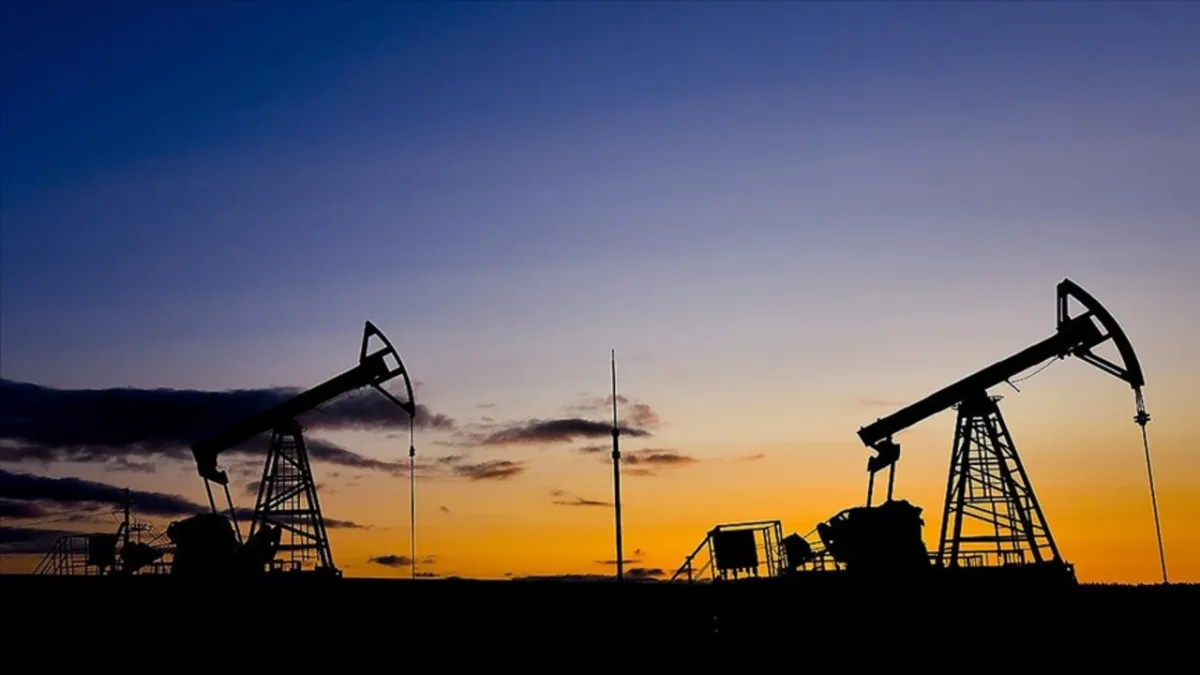 Petrol fiyatları barış umuduyla geriledi: 100 doların altını gördü