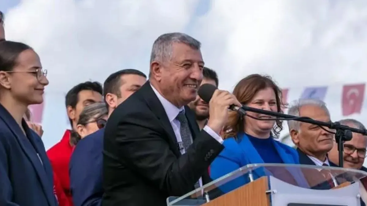 Son dakika: Güzelbahçe Belediye Başkanı Mustafa Günay tutuklandı