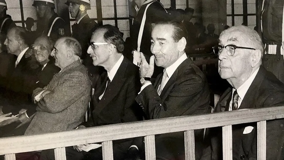 İletişim Başkanı Duran'dan 27 Mayıs darbesine ilişkin paylaşım haber görseli