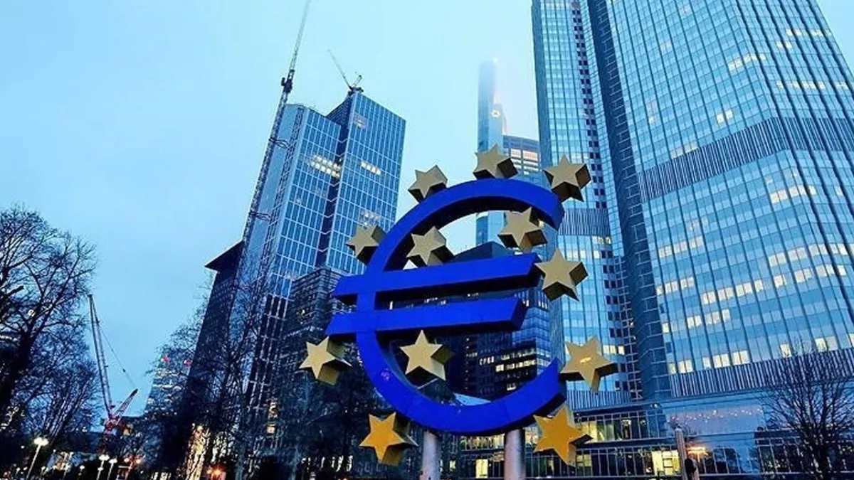 ECB’de kritik faiz tartışması: Enflasyon baskısı üyeleri böldü haber görseli